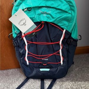 Osprey Quasar Backpack in Teal and Black
